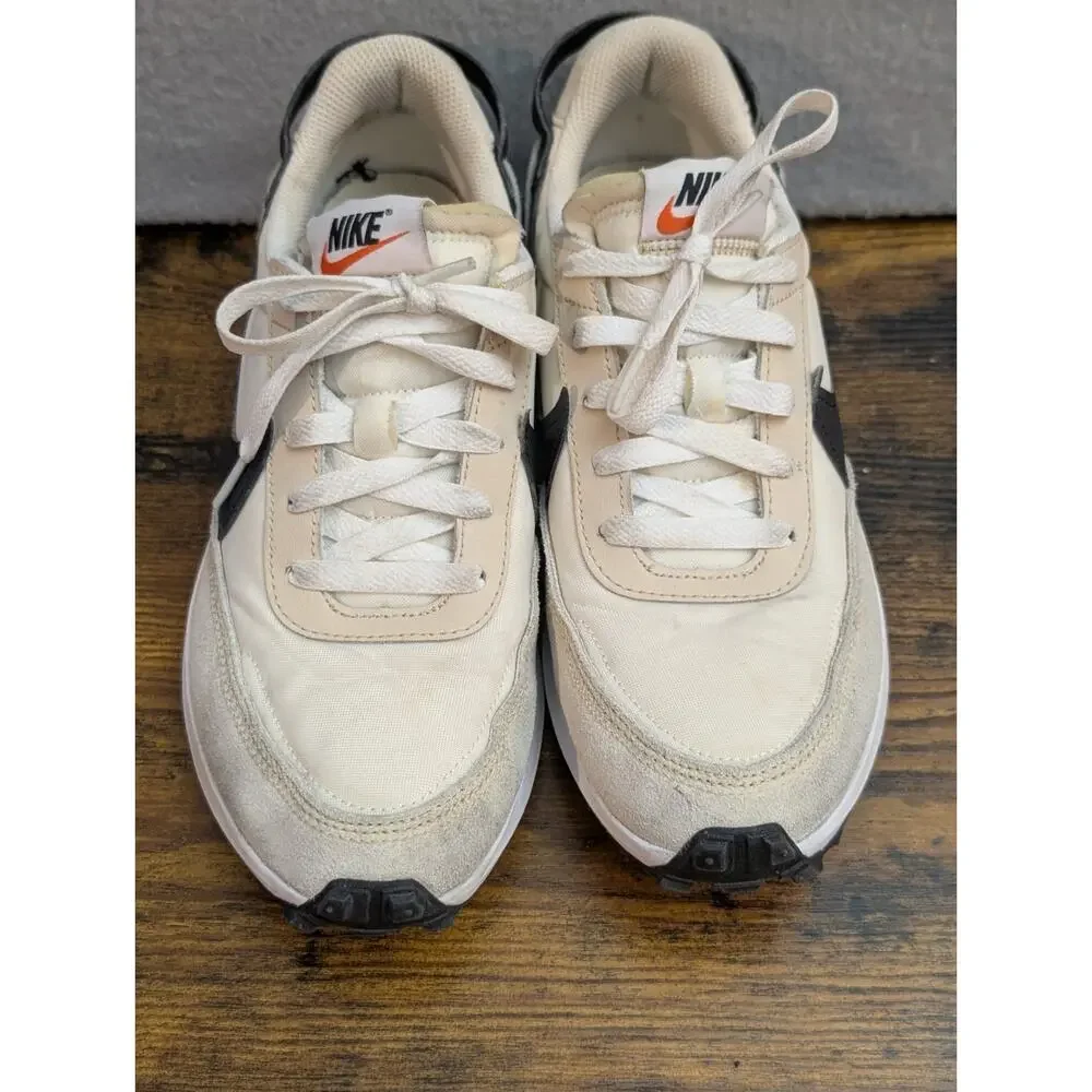 Nike Shoes Women's 8 Cream Black Waffle Debut Sail Black Trainers Sneakers